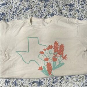 Cream Graphic Home Accent Tee with Coral & Teal Floral Texas Design